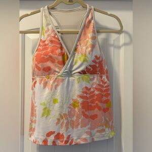 Lululemon Women’s Racerback Tank Top Size Small Includes Lightweight Padding